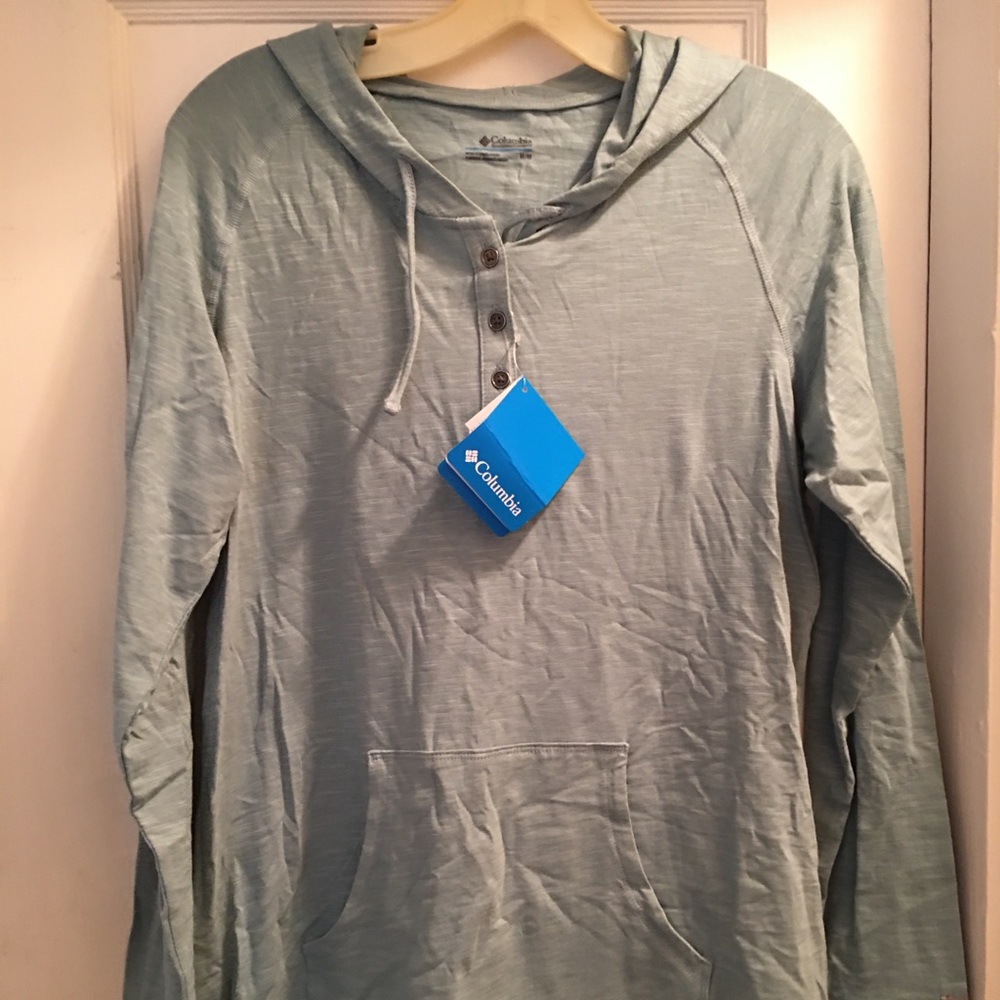 Columbia women’s pullover size medium